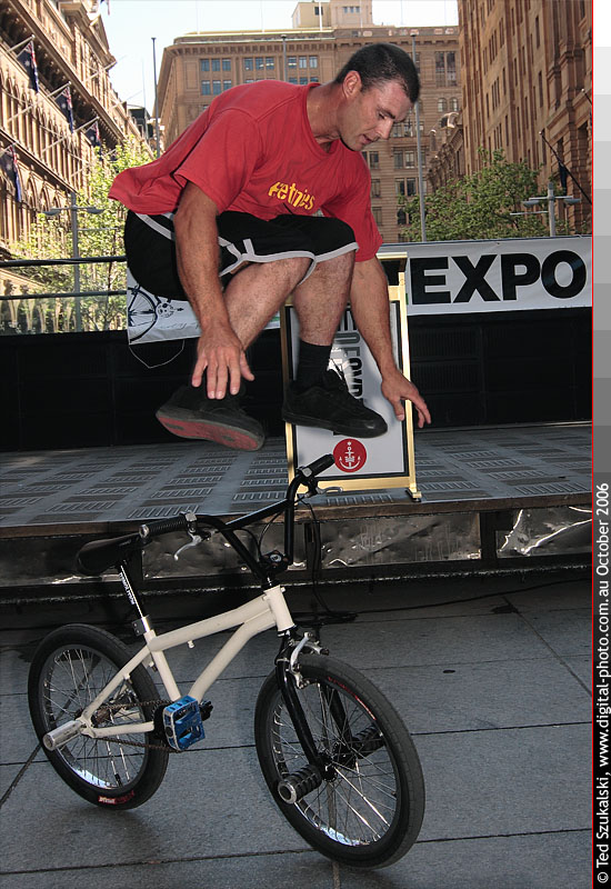 Vincent-Pugh-BMX-In-The-Air-IMG_7272.jpg